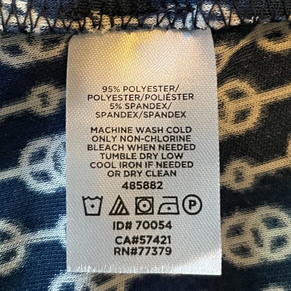 Ann Taylor Classic Navy and White Pattern Blouse Drape Neckline (Size M) - Picture 12 of 12